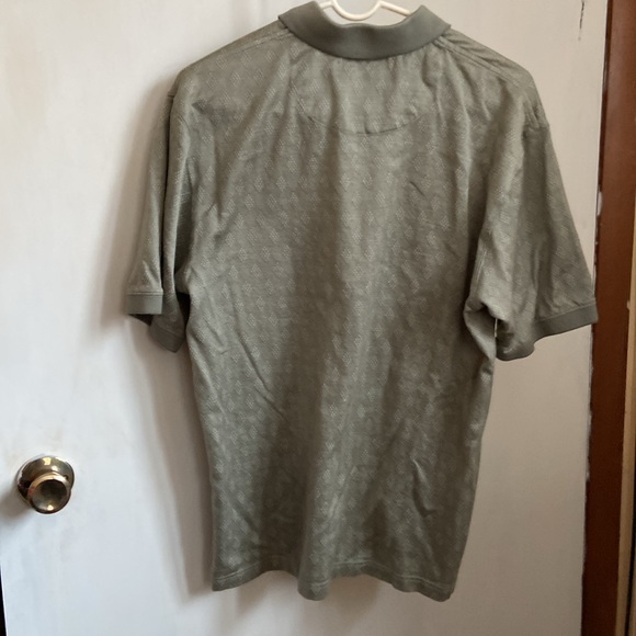 Geoffrey Beene short sleeve shirt in lovely grey green white pattern size M - Picture 2 of 6